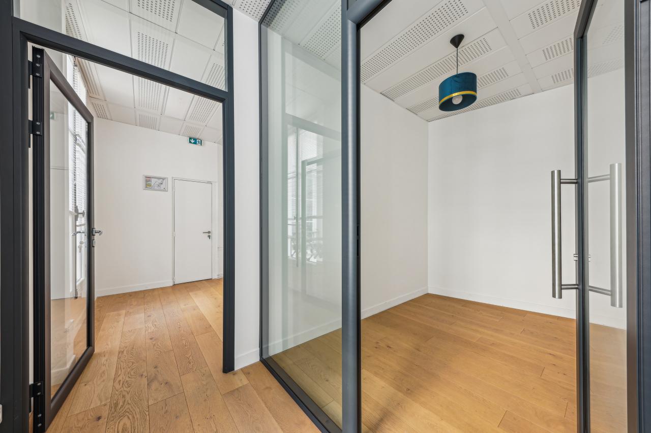 Bureau Paris 226m² Location bureau Paris OLBUR2426913 12